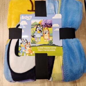 BLUEY & Bingo Throw Blanket Cloud Throw with Faux Fur Reverse NEW